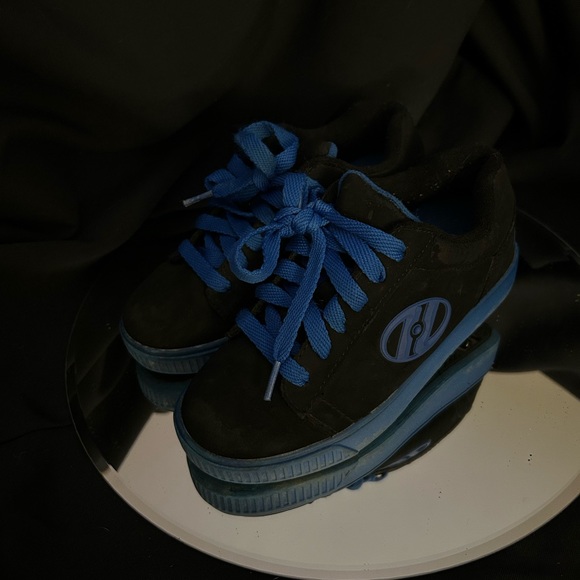 Heely’s - Picture 6 of 10